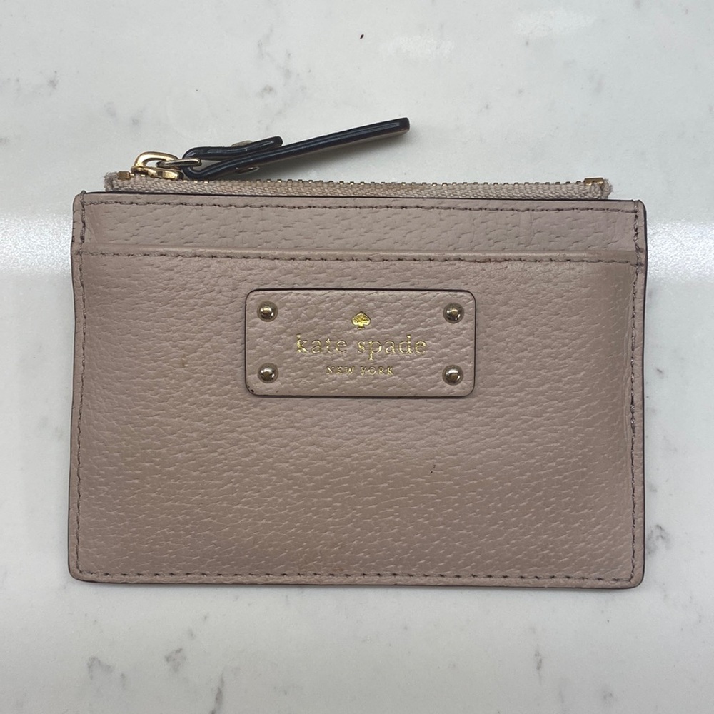 Kate Spade Card Holder in Taupe